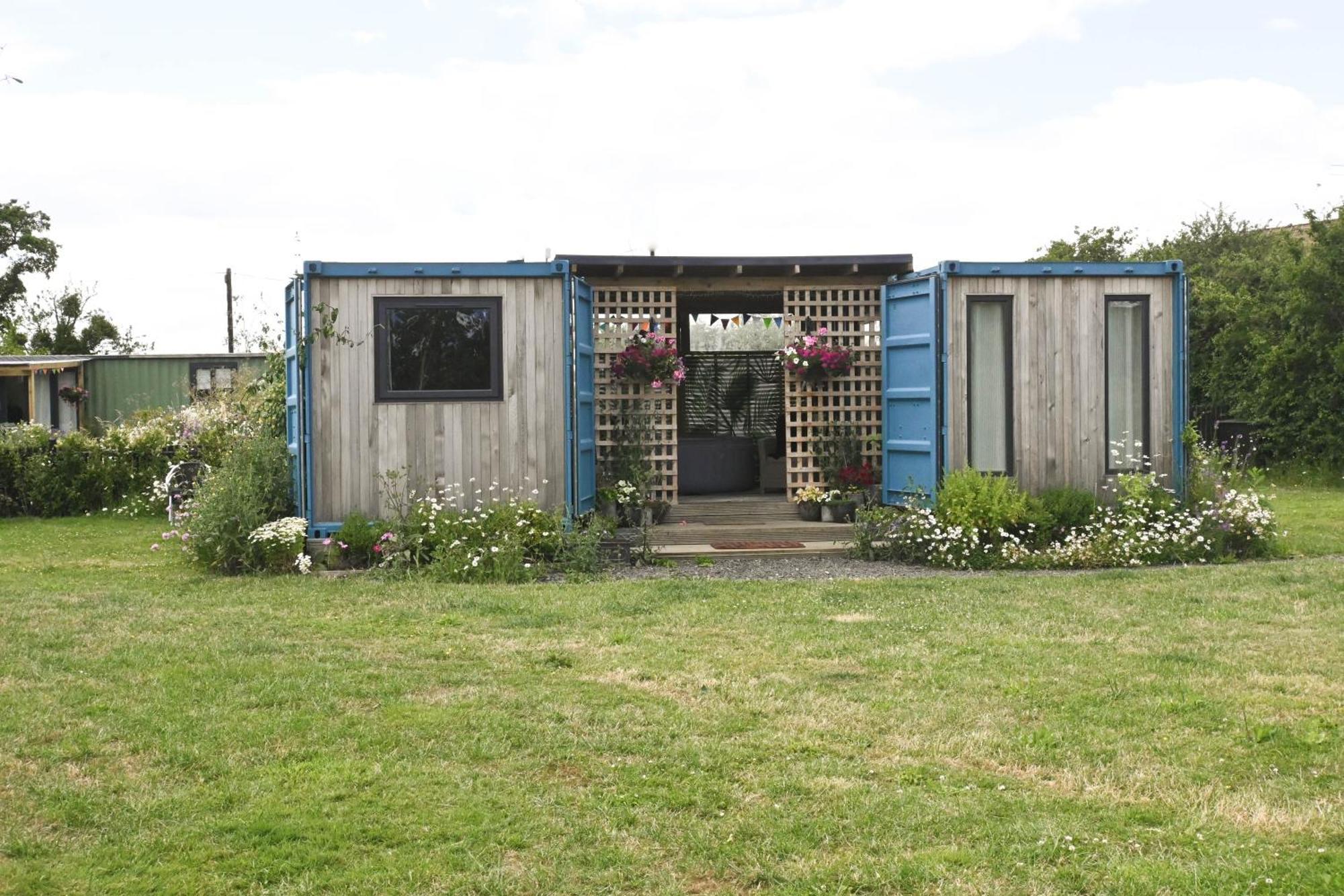 Bluebell Cabin Badsey Exterior photo